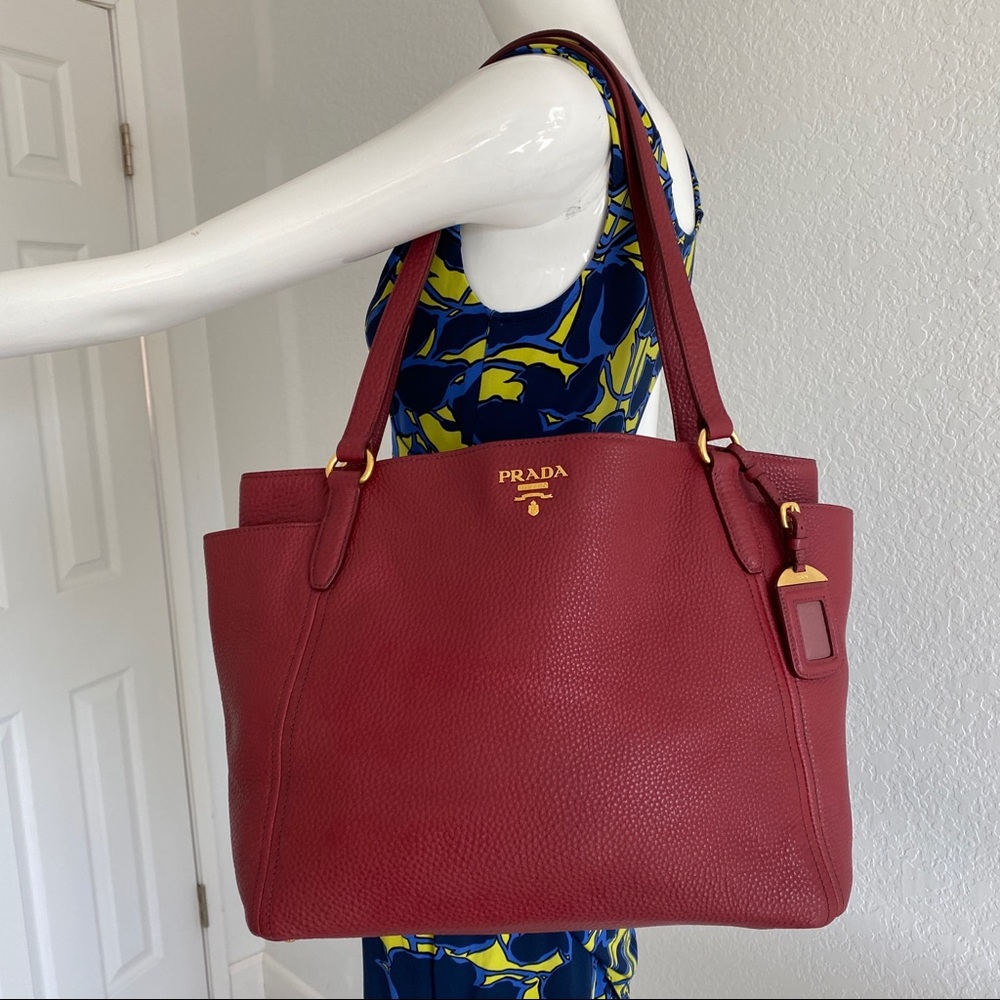 Prada red leather tote bag - Picture 4 of 12